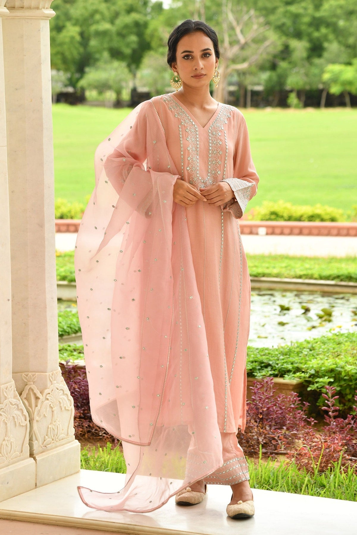 Pink Muslin Silk Embroidered Thread And Mirror Work V Neck Kurta Set